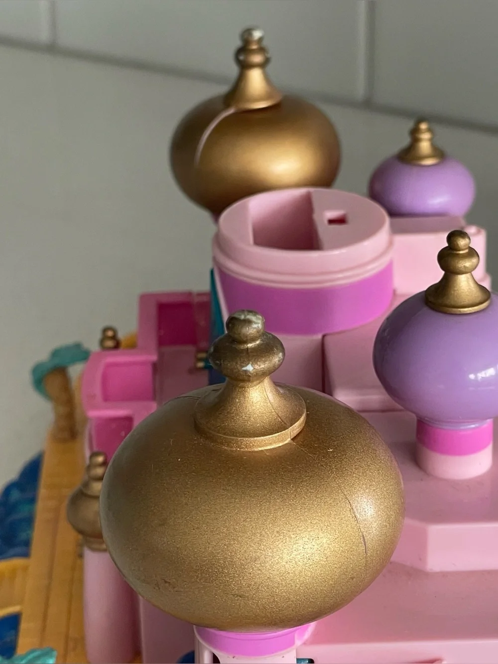 Vintage Disney Polly Pocket Aladdin Jasmine's Royal Palace 1996
